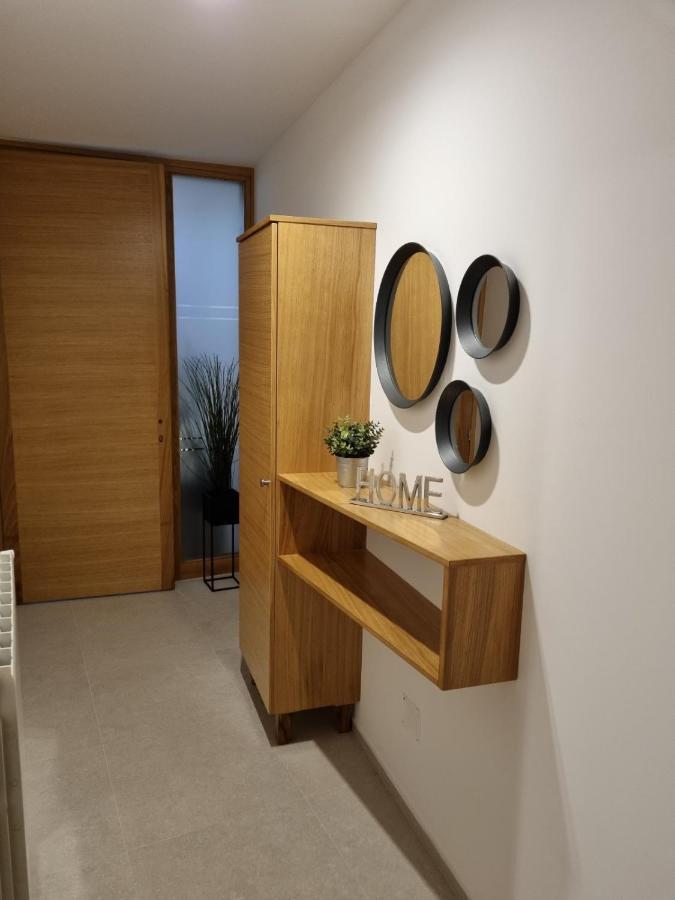 Apartments Cerin-ロヴィニ エクステリア 写真