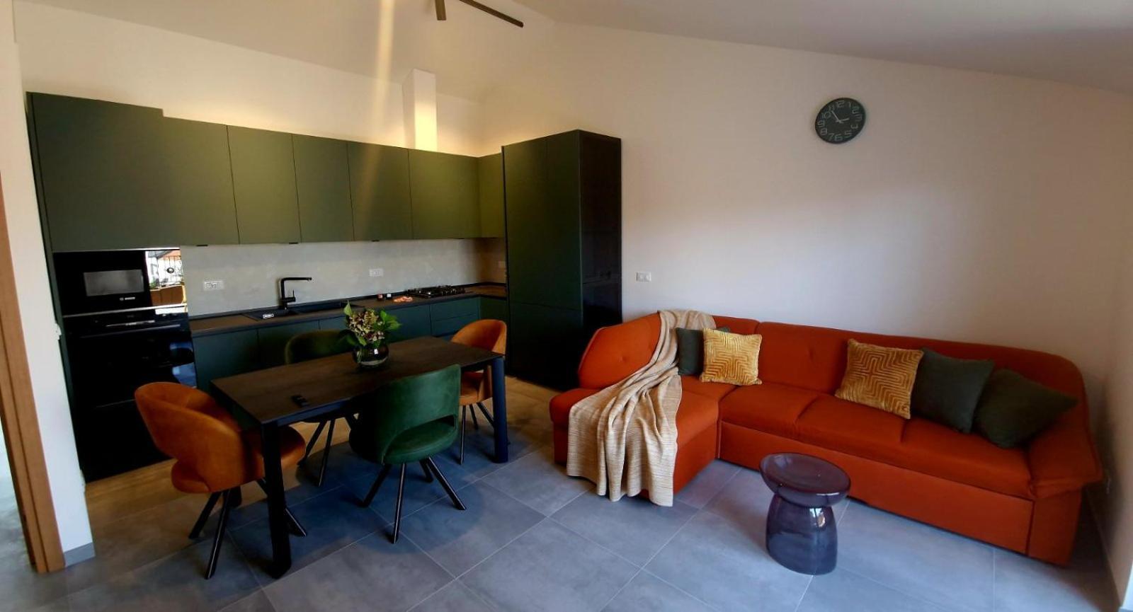 Apartments Cerin-ロヴィニ エクステリア 写真